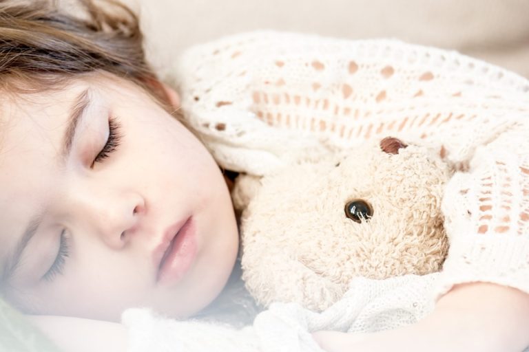 Zaistite dieťaťu najväčšie pohodlie, kvalitnú posteľ, pohodlný matrac či príjemnú prikrývku